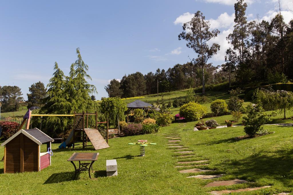 Gasthaus Casa Pineiro Monfero Exterior foto