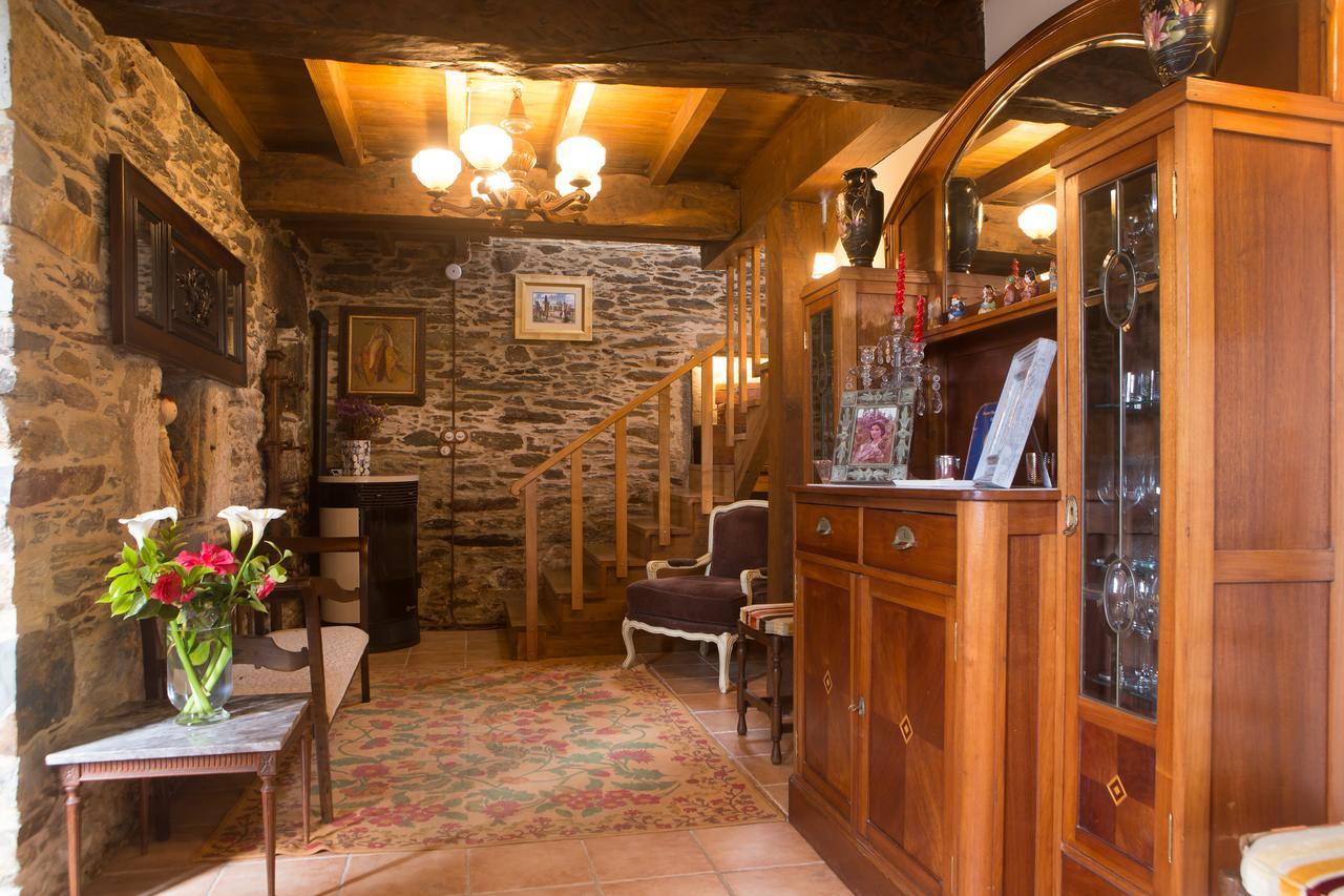 Gasthaus Casa Pineiro Monfero Exterior foto